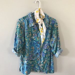 Blue bottom down shirt